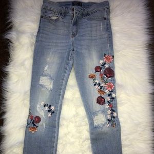 Ripped Embroidered Abercrombie Jeans